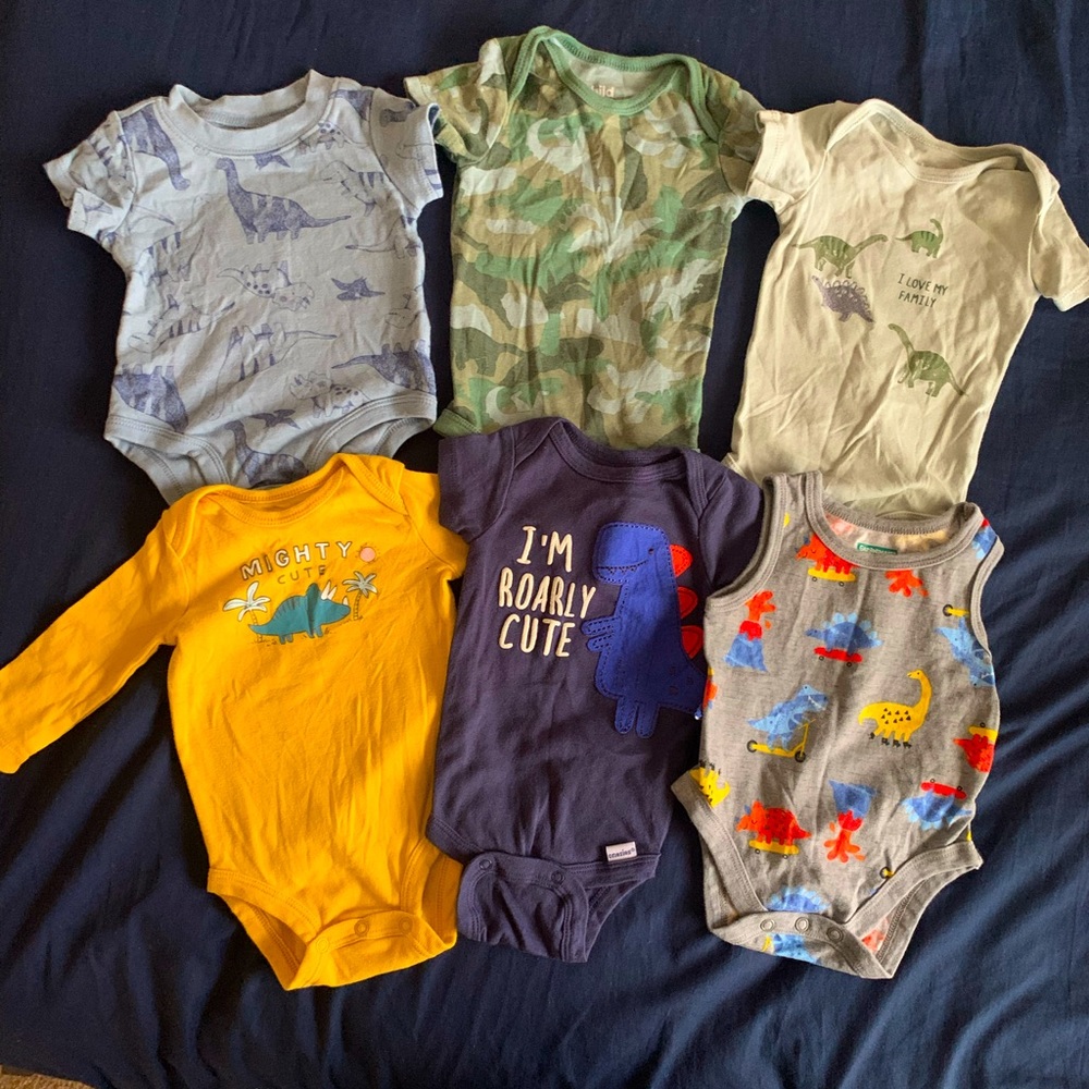 Dino Onsie pack of 6